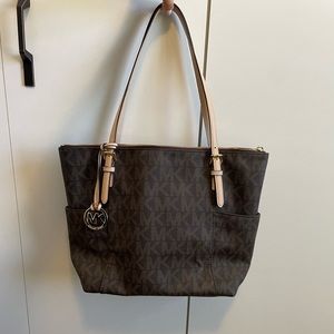 Michael Kors Tote bag with zipper